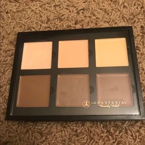 Anastasia Beverly Hills Contour Cream Kit Light